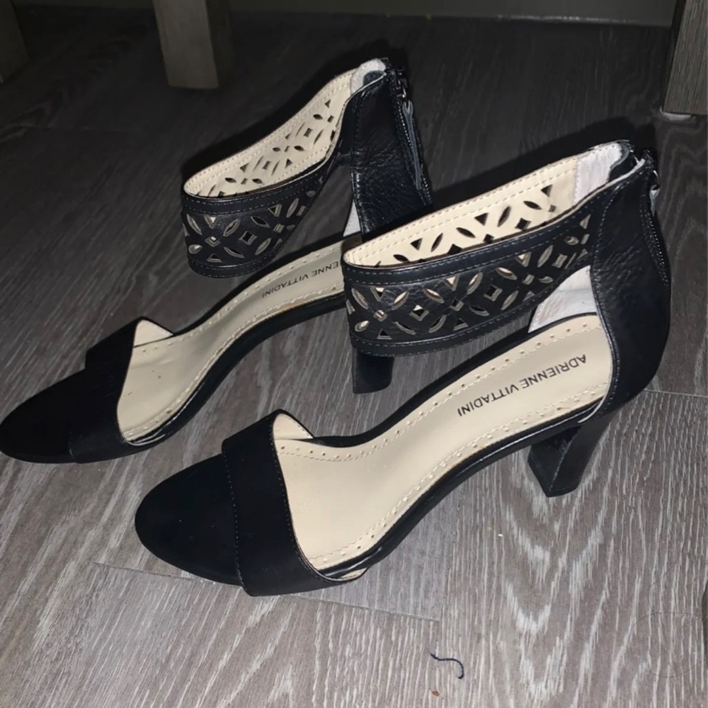 Adrienne Vittadini Heels- 6 1/2